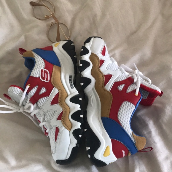 One Piece Skechers D’lites 2.0 - Picture 2 of 5